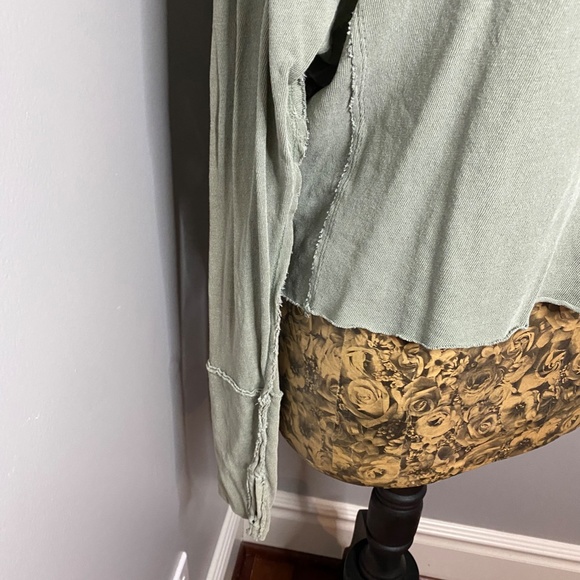 We The Free Run Away With Me Tee - Springdust Green - Size Small - Picture 5 of 6